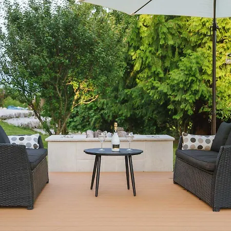 M&j Bled Villa